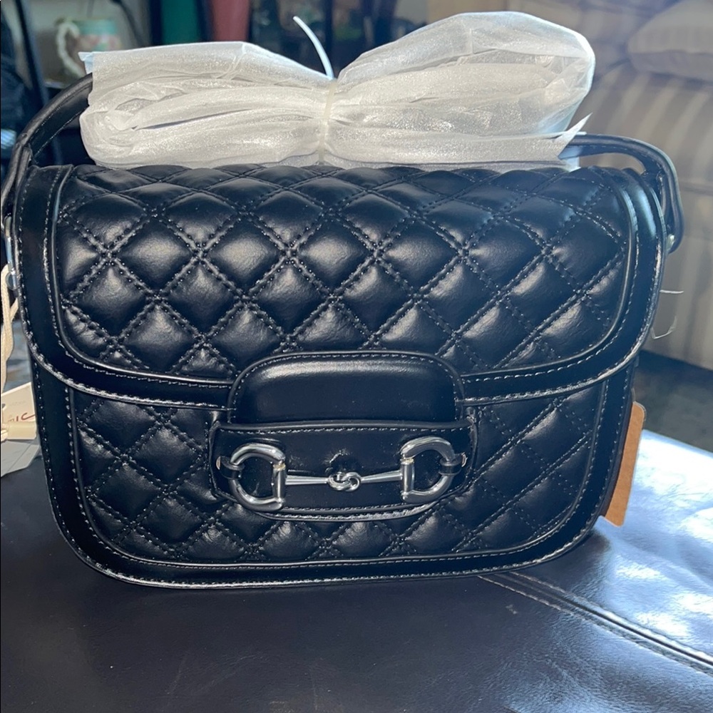 Elegant Black Quilted Handbag